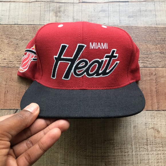 mitchell and ness miami heat hat